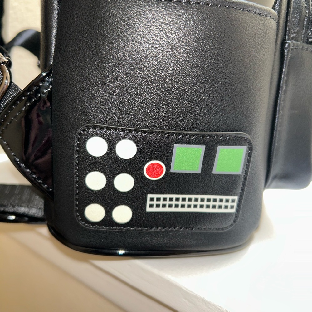 Star Wars Glowing Disney Parks Darth Vader Loungefly Backpack - Picture 5 of 6